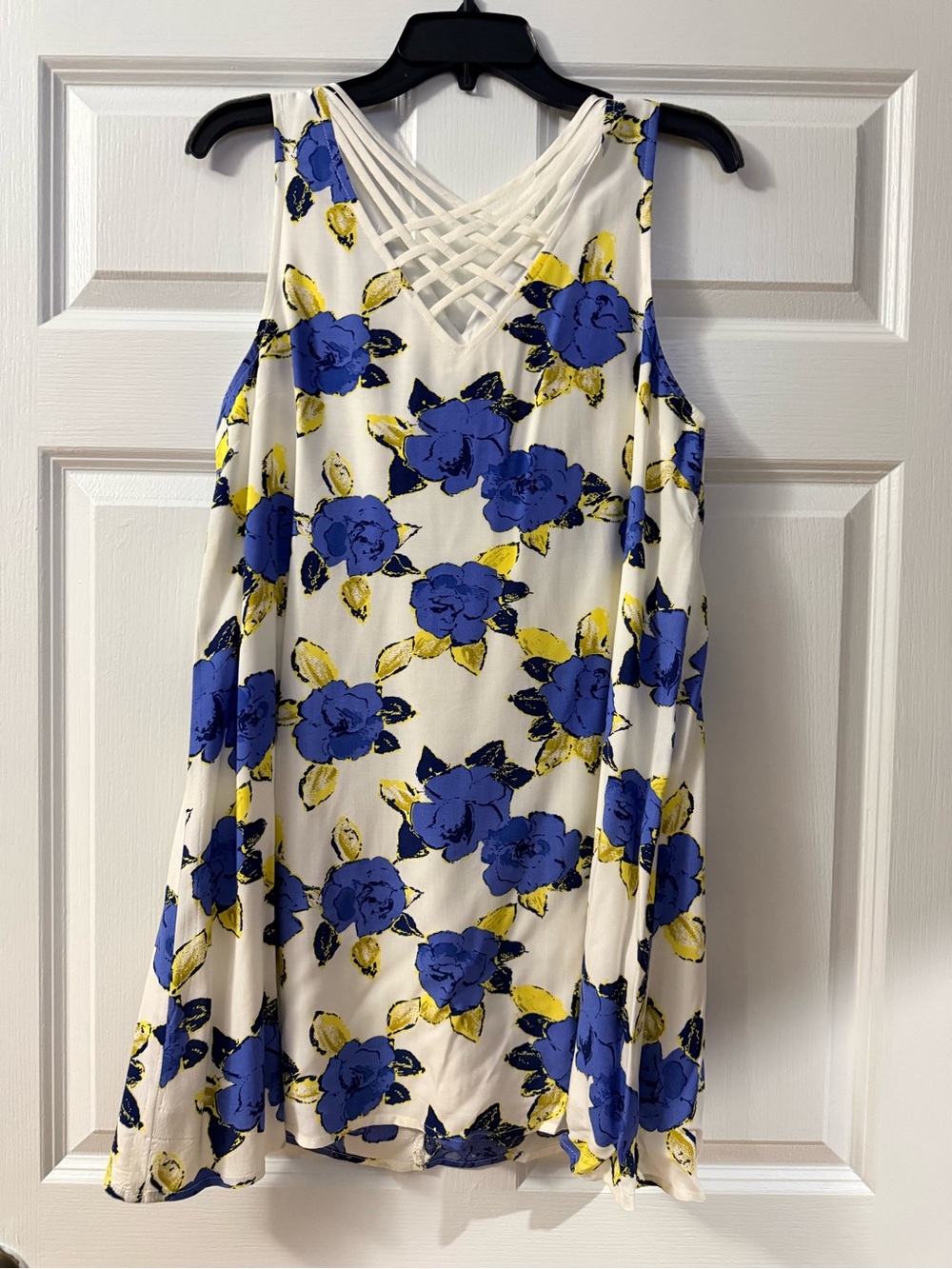 Womens White Floral Dress with Blue and Yellow Roses - Picture 2 of 3